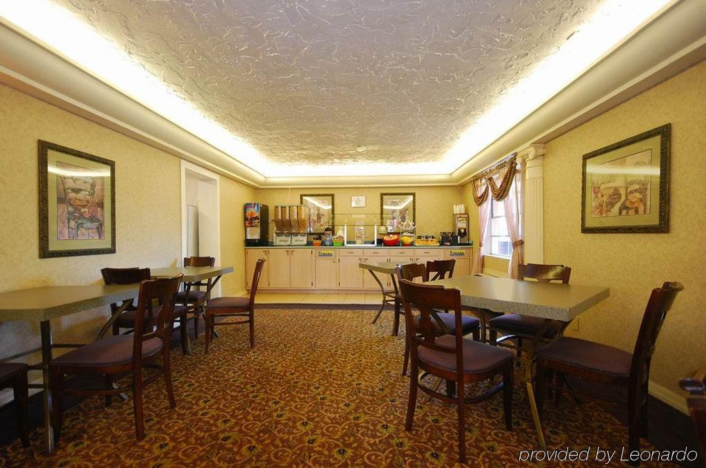 Baymont By Wyndham Lake City Restaurant foto